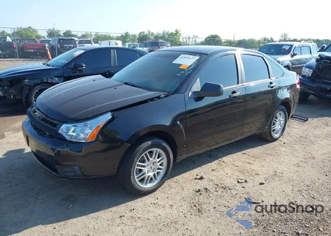2010 Ford Focus Se z USA, uszkodzony, nr VIN 1FAHP3FN1AW117951